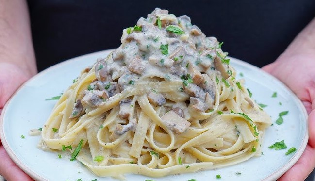 Creamy Mushroom Pasta
